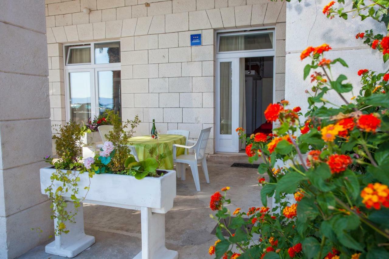 Apartments Lara Подгора Экстерьер фото